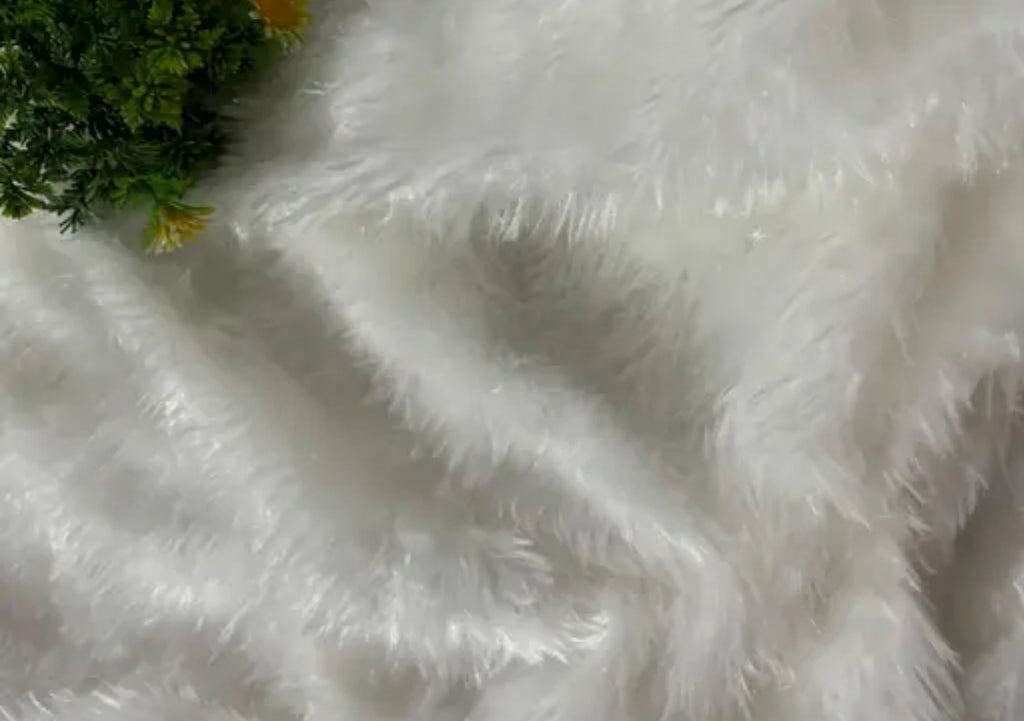 HappyMonk White Fur | Soft and Smooth